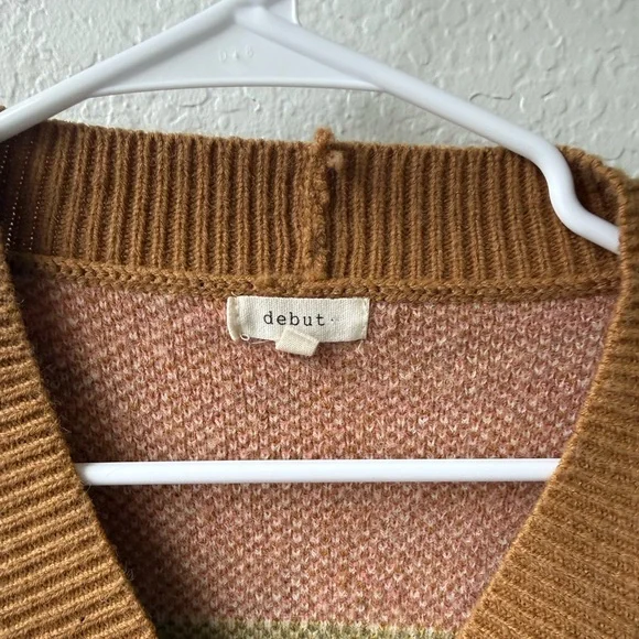 DEBUT PATCHWORK COLORBLOCK CROPPED CARDIGAN EUC SIZE EXTRA SMALL - Picture 4 of 4